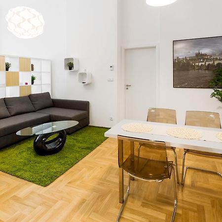 Apartment Jindrisska Прага Екстер'єр фото
