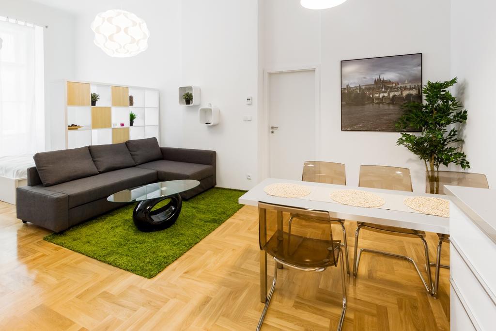 Apartment Jindrisska Прага Екстер'єр фото