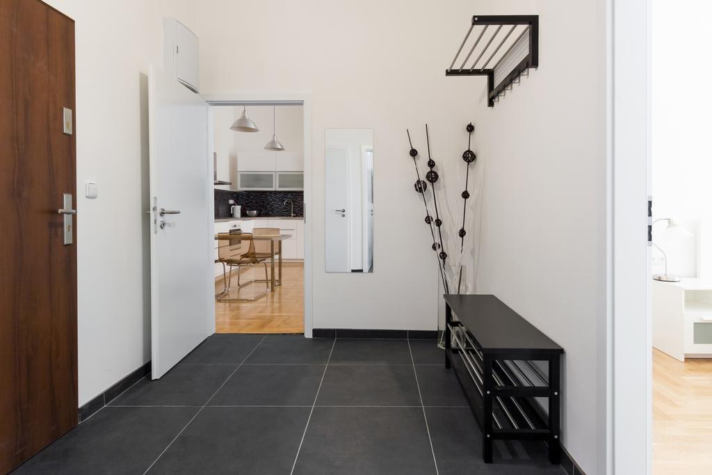 Apartment Jindrisska Прага Екстер'єр фото